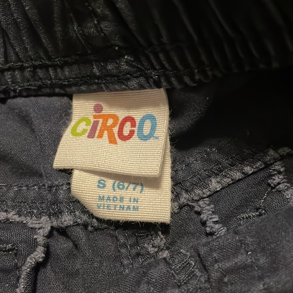 Circo Shorts - Picture 2 of 3